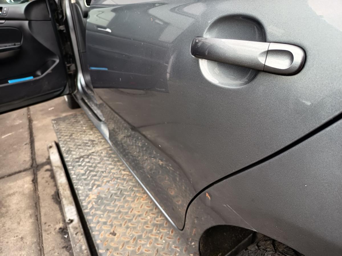 VW Golf VI Variant original Tür hinten links Fond D7X Platingrau Bj 2010