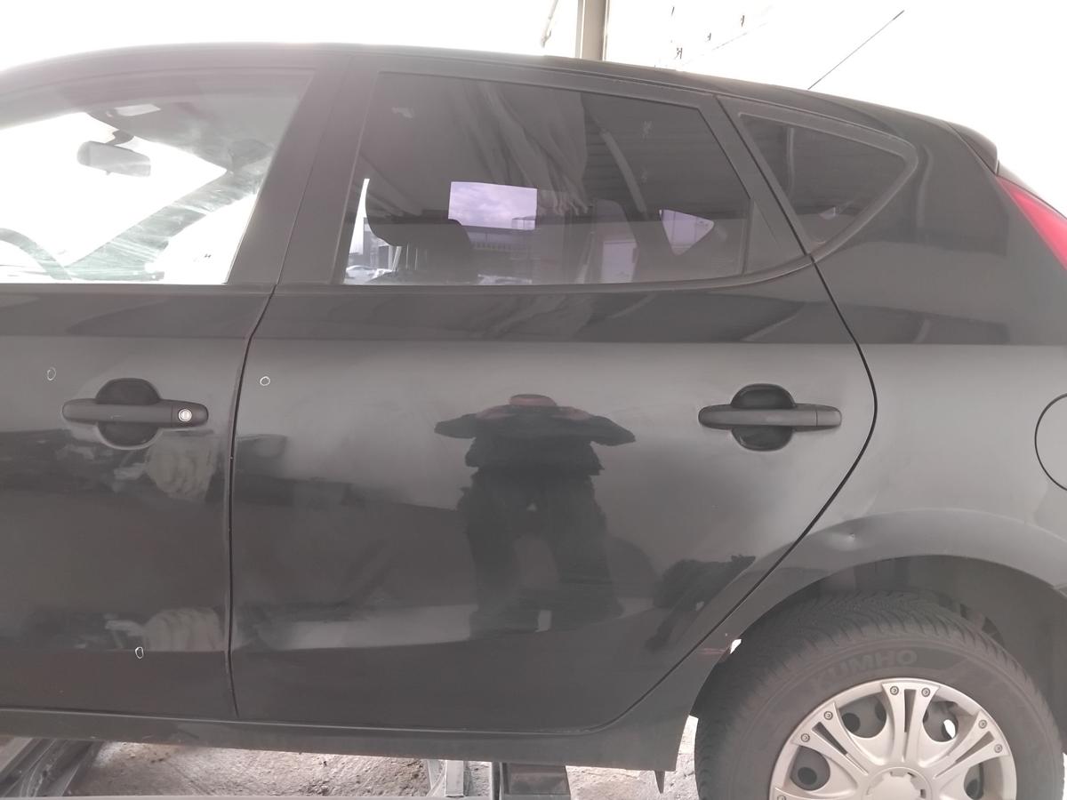 Hyundai i30 FD Flie&szlig;heck T&uuml;r hinten links 9F Stone Black Metallic BJ2008