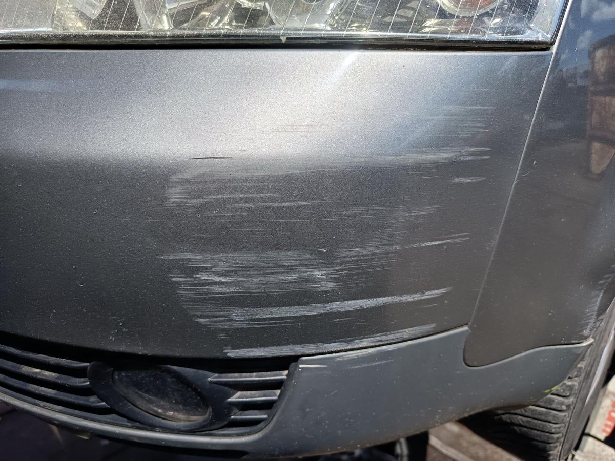 Audi A4 B6 original Sto&szlig;stange F&auml;nger vorn Front Y7Q Atlasgrau Bj 2003