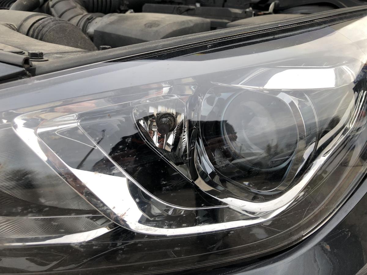 Hyundai i30 PD Scheinwerfer links Frontscheinwerfer Halogen Beschädigt 20-24