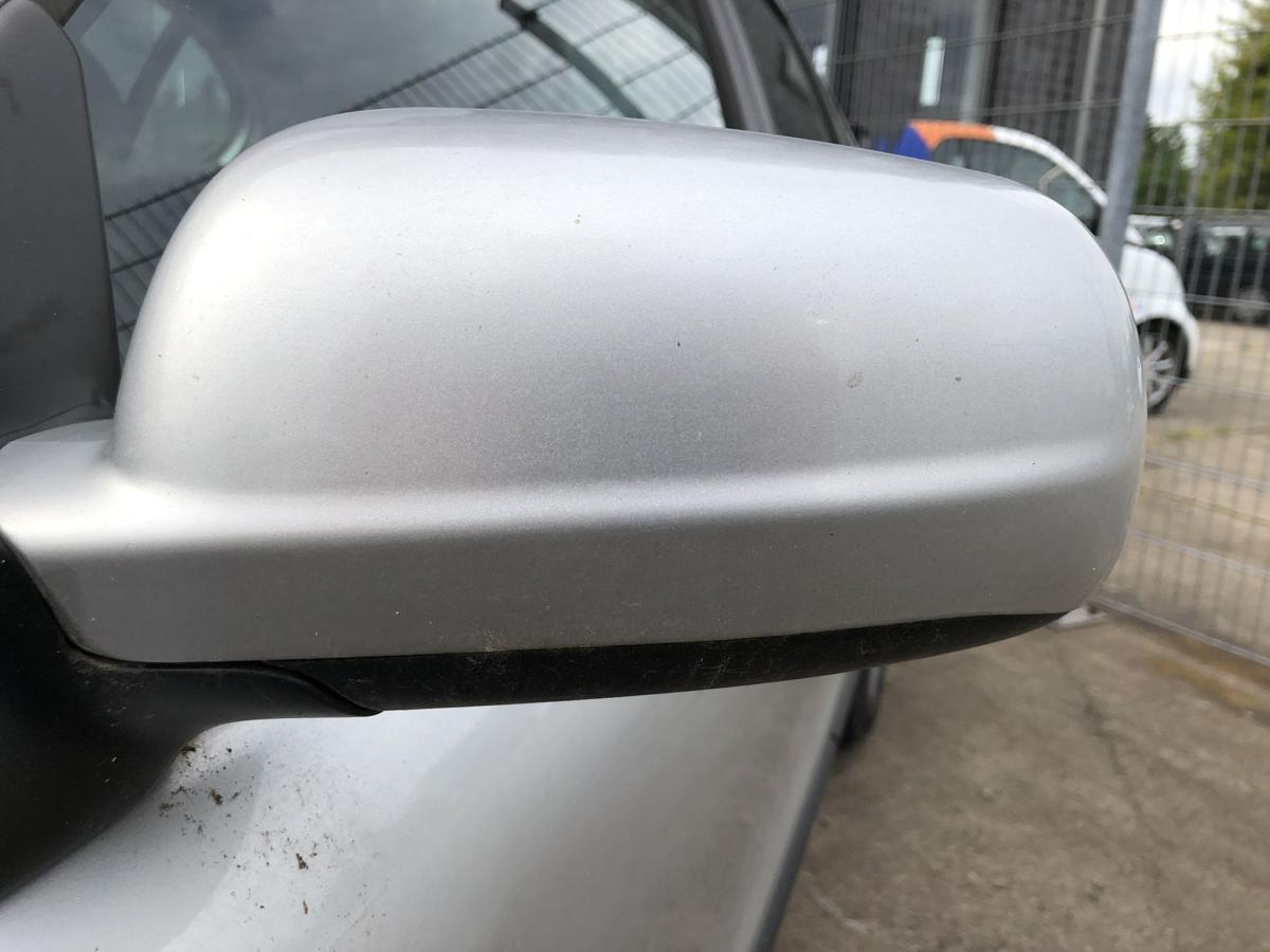 Seat Leon 1M Aussenspiegel links Seitenspiegel manuelle Verstellung LS7N silber