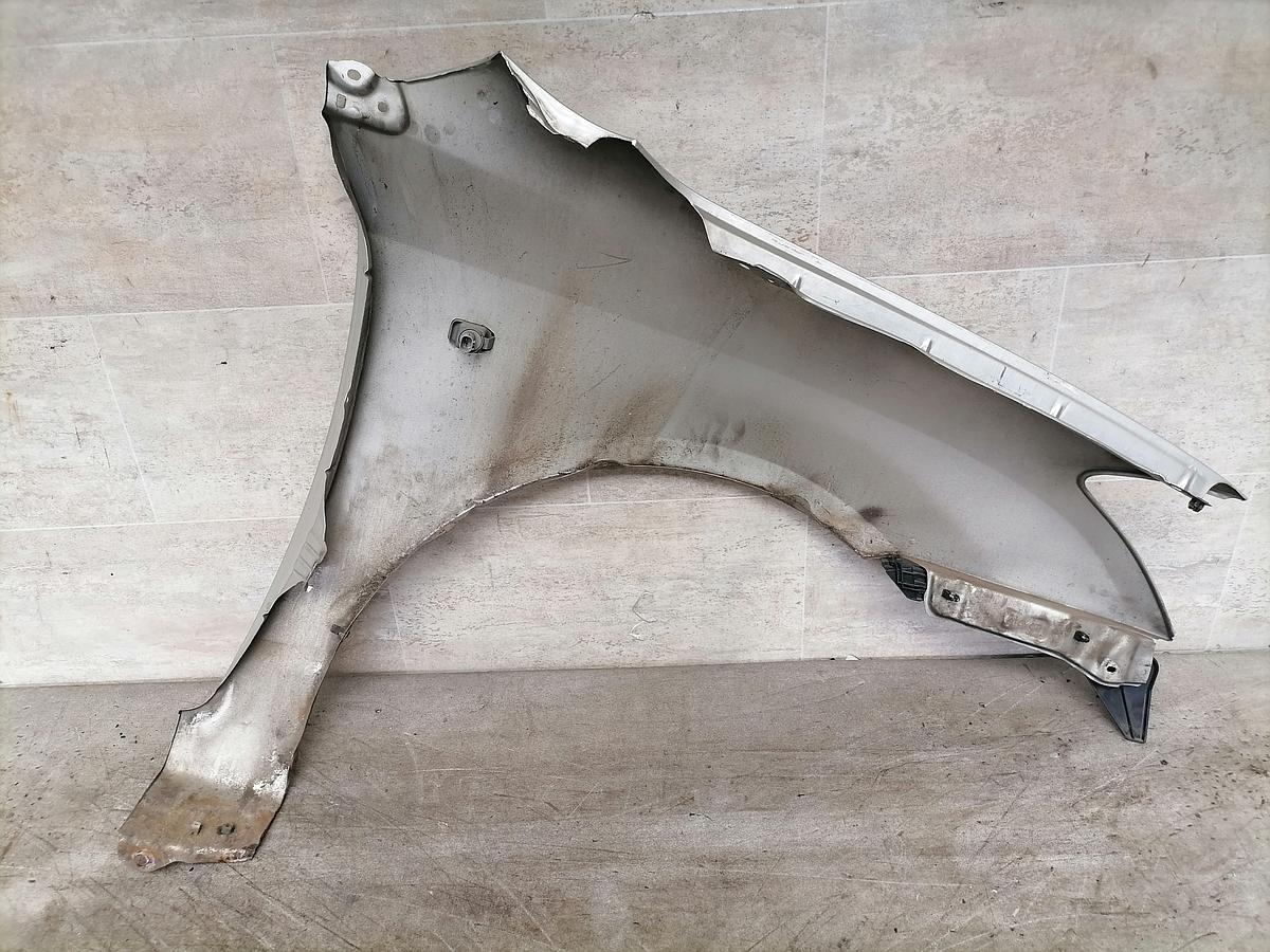 Toyota Corolla E12 BJ05 Kotfl&uuml;gel vorn links JAPAN 5-t&uuml;rer