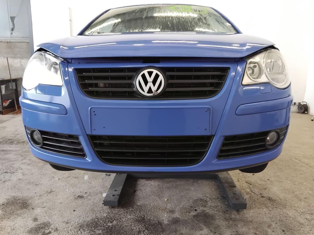 VW Polo 9N3 original Sto&szlig;stange Sto&szlig;f&auml;nger vorn summerblue LA5F BJ2009 SRA