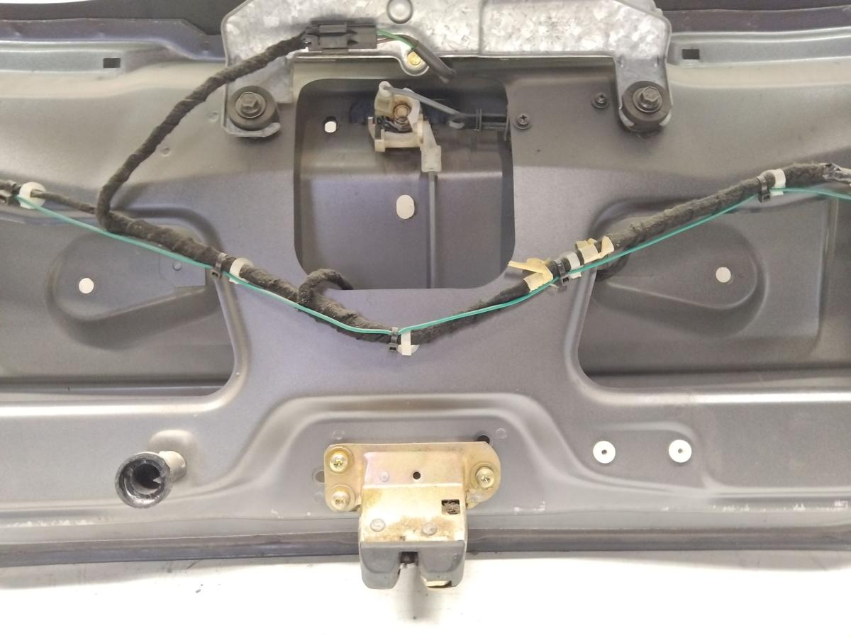 Volvo V40 Kombi Heckklappe 347 Titangrau mit Heckscheibe BJ2001 Facelift