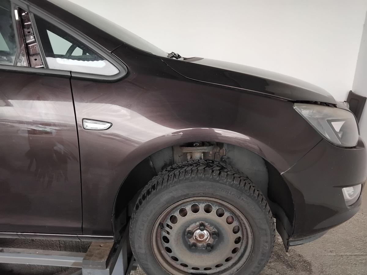 Opel Astra J original Kotfl&uuml;gel vorn rechts mahagonibraunmetallic Z41C BJ2012