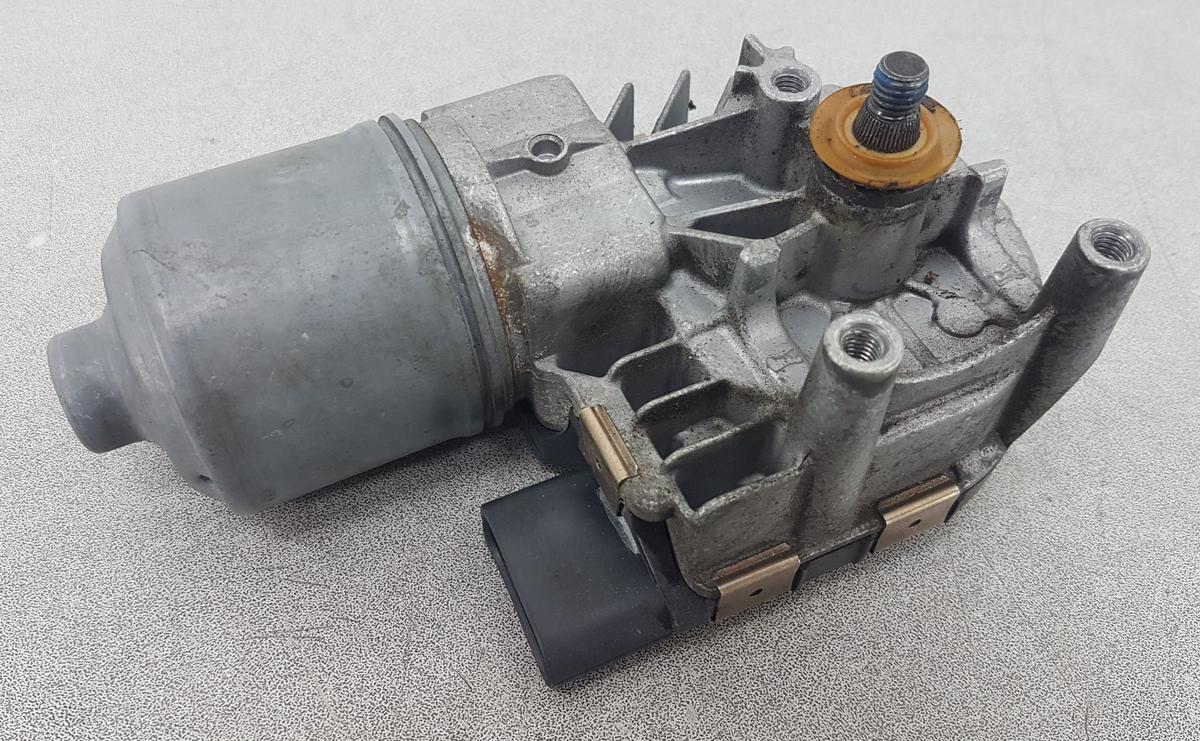 VW Golf VI Wischermotor vorn 5K1955119 1397220652 Bj2012 ohne Gestänge