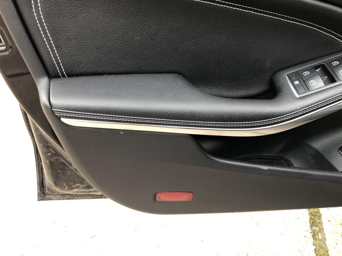 Mercedes CLA C117 bis 16 T&uuml;rverkleidung vorn links Fahrert&uuml;r T&uuml;rpappe Artico