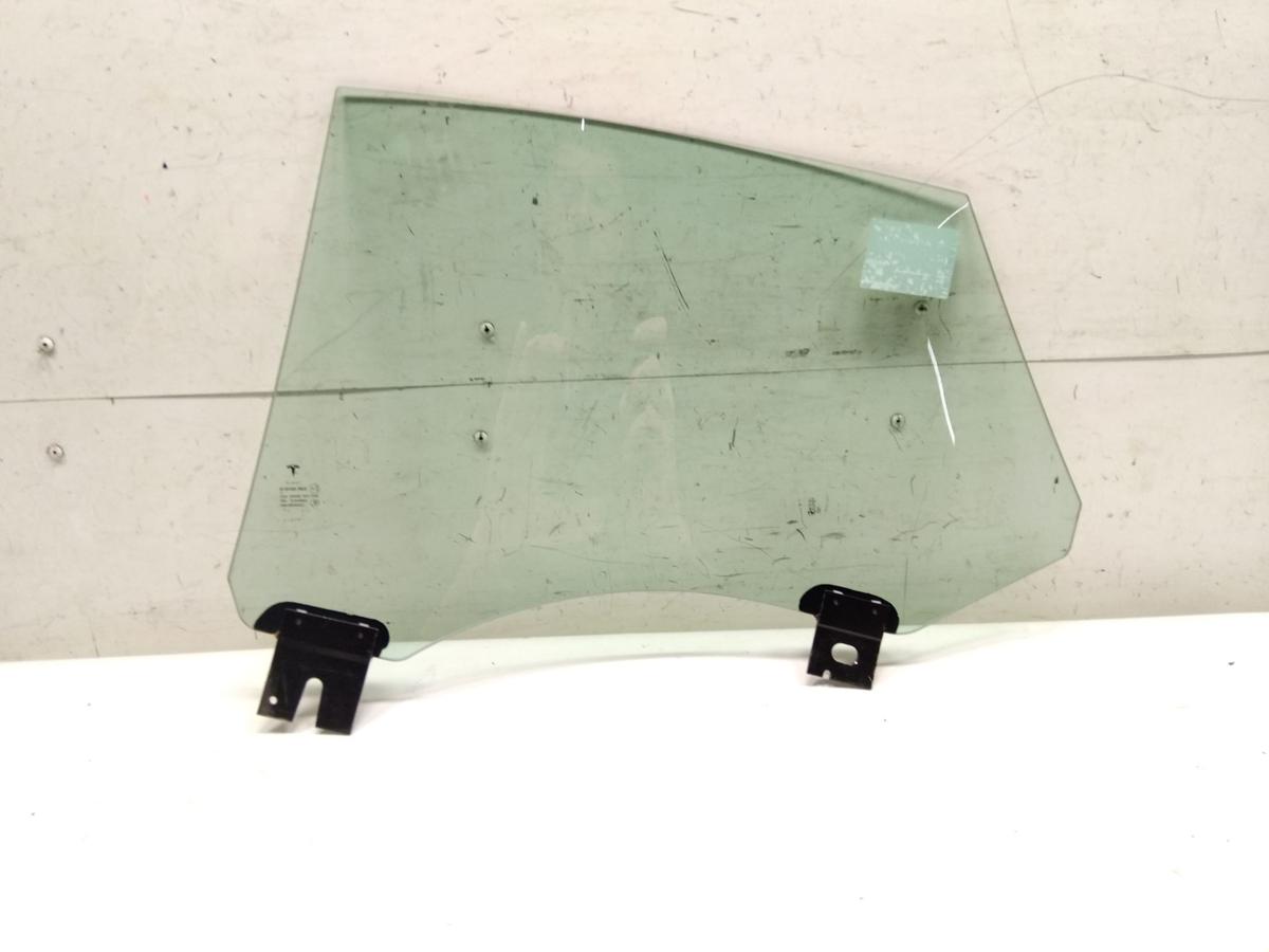 Tesla Model S P85D original T&uuml;rscheibe hinten rechts gr&uuml;ncolor BJ2014