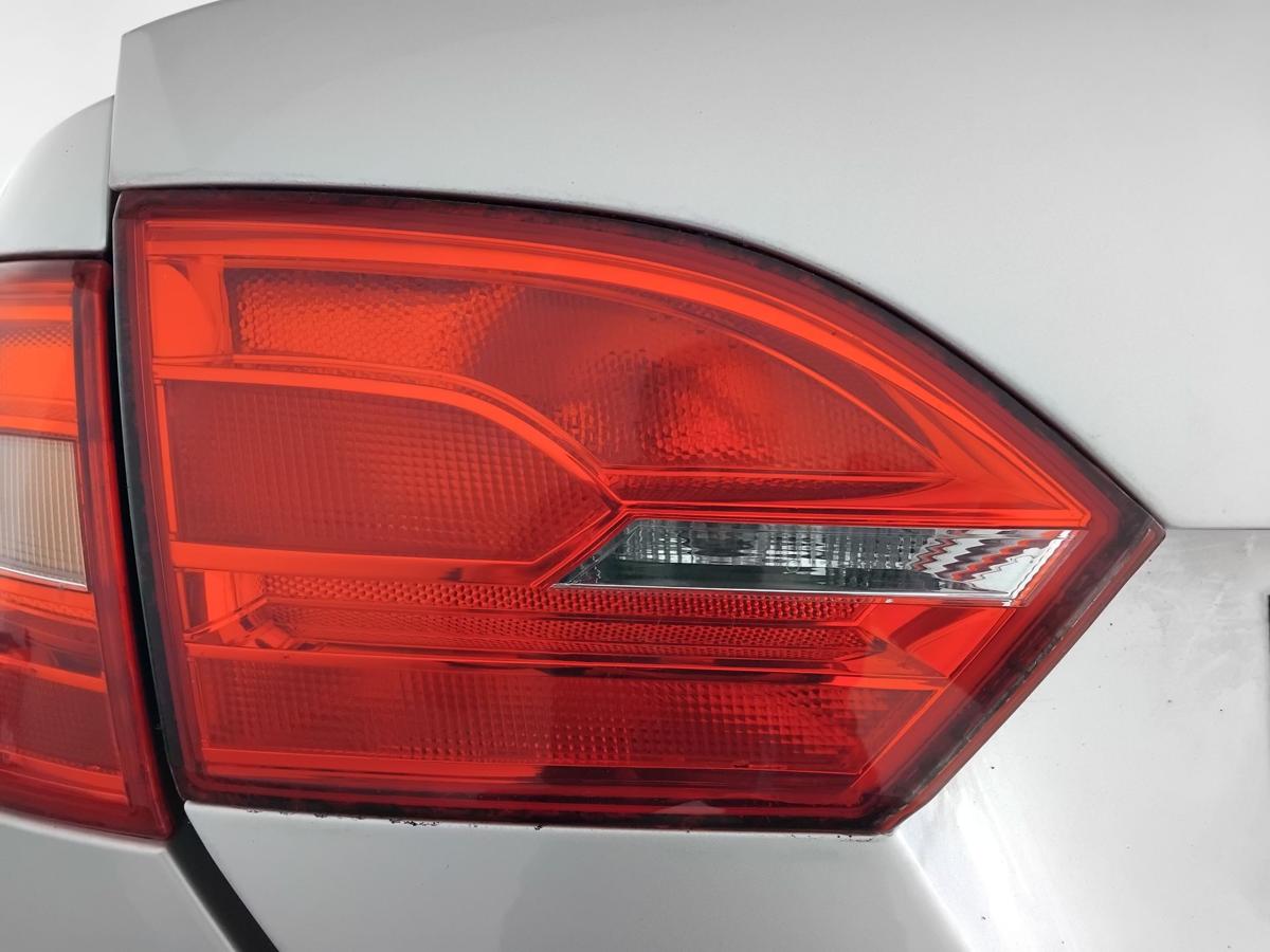 VW Jetta VI 162 original R&uuml;ckleuchte Heckleuchte links innen BJ2012