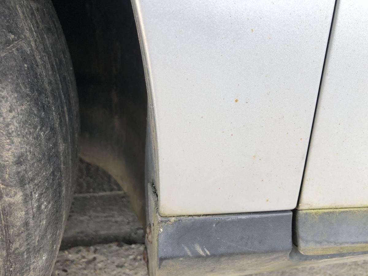 VW Passat 3C B6 Kotfl&uuml;gel vorn links Fahrerseite LA7W Reflexsilber Metallic OEM