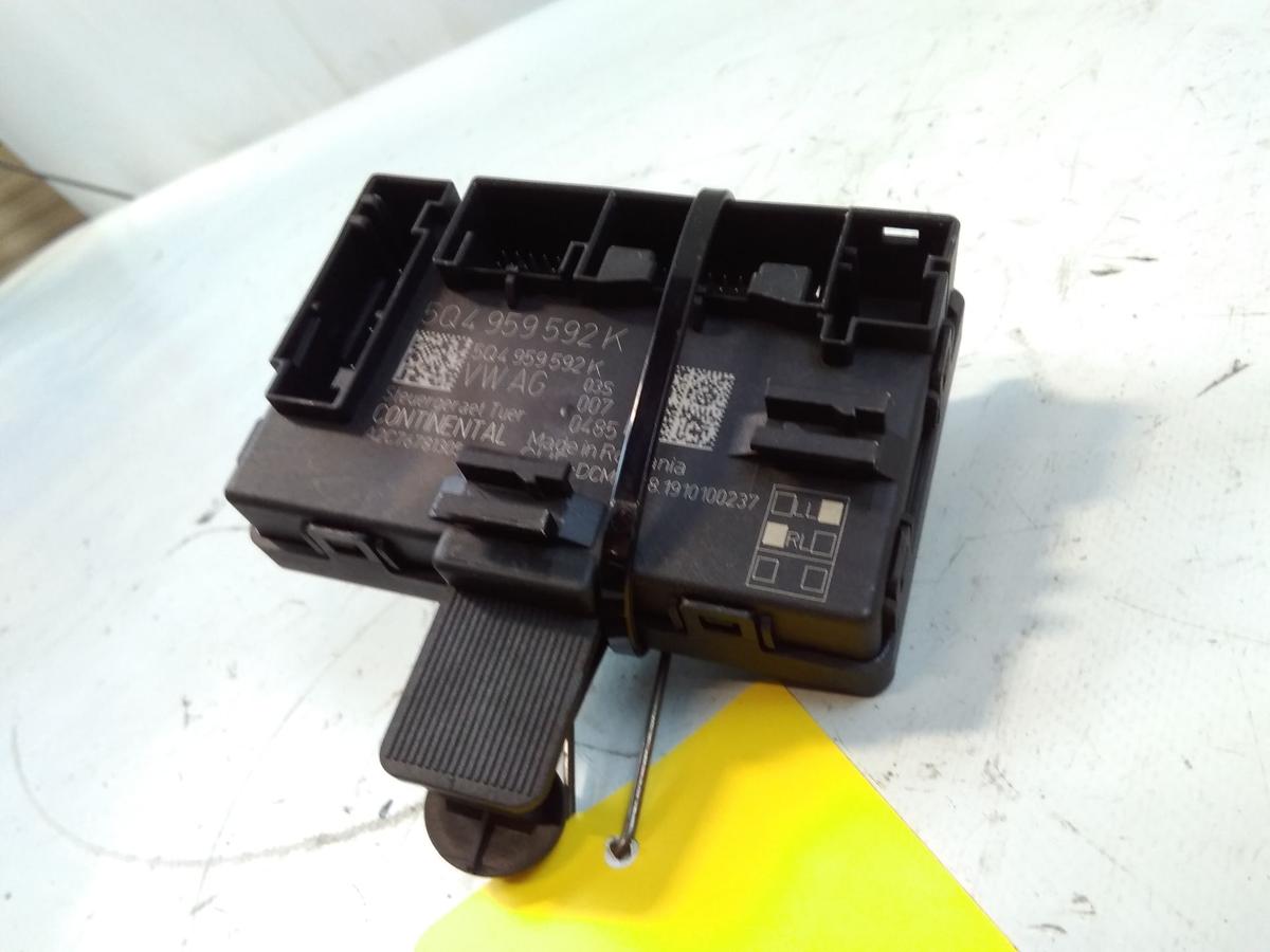 Seat Leon ST 5F original Türsteuergerät vorn rechts 5Q4959592K Bj.2019