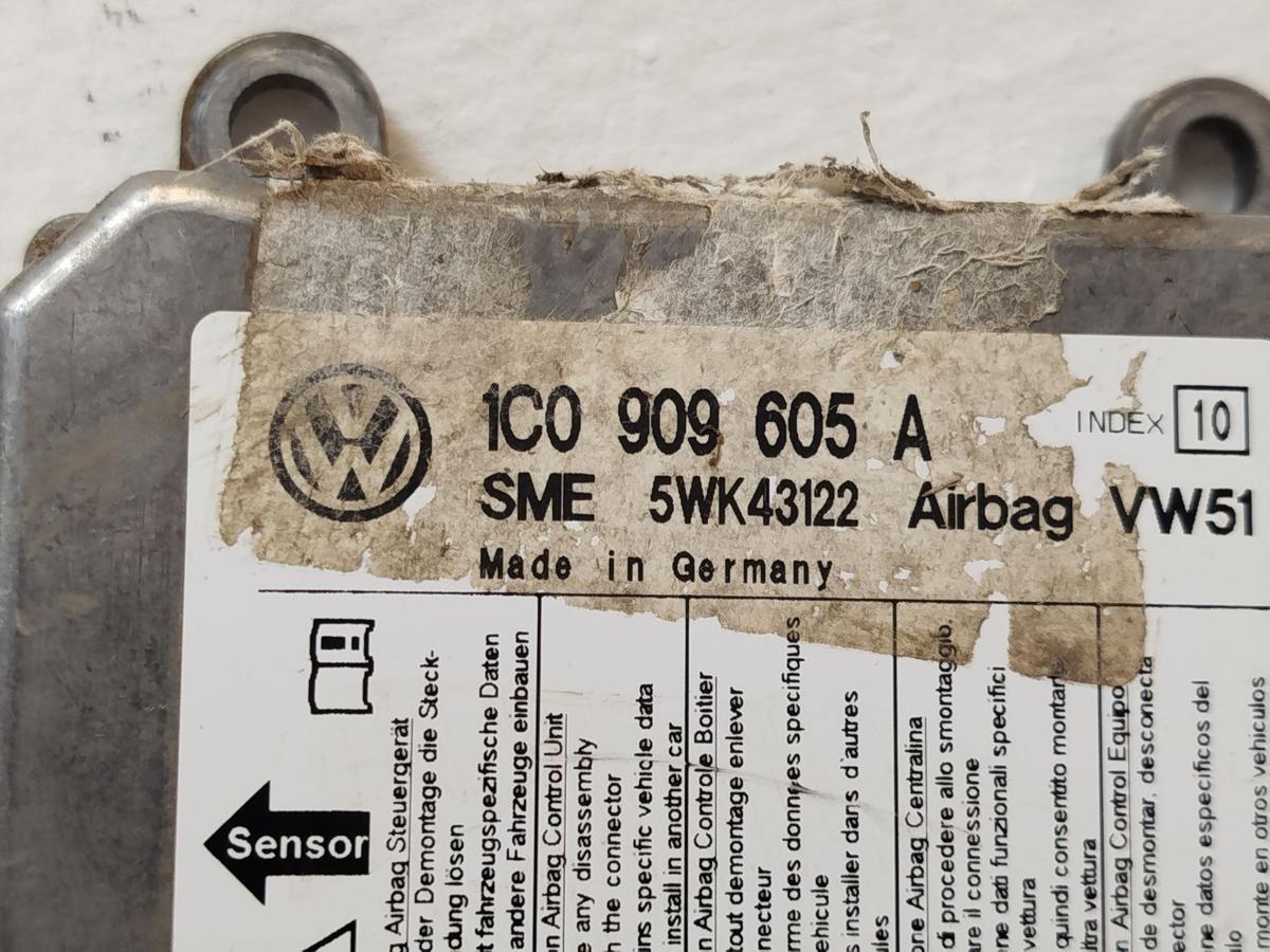 VW Golf IV 4 1J Airbagsteuerger&auml;t Steuerger&auml;t Airbag Crash Sensor