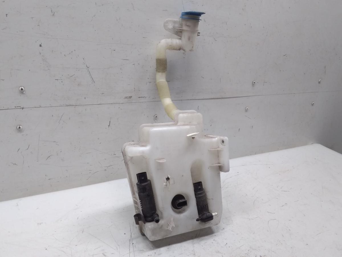 Audi A3 8P Facelift original Scheibenwaschbehälter mit 2 Pumpen Bj.2010