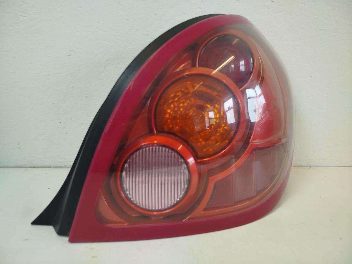 Nissan Almera N16 Facelift ab 2002 R&uuml;ckleuchte rechts R&uuml;cklicht Heckleuchte