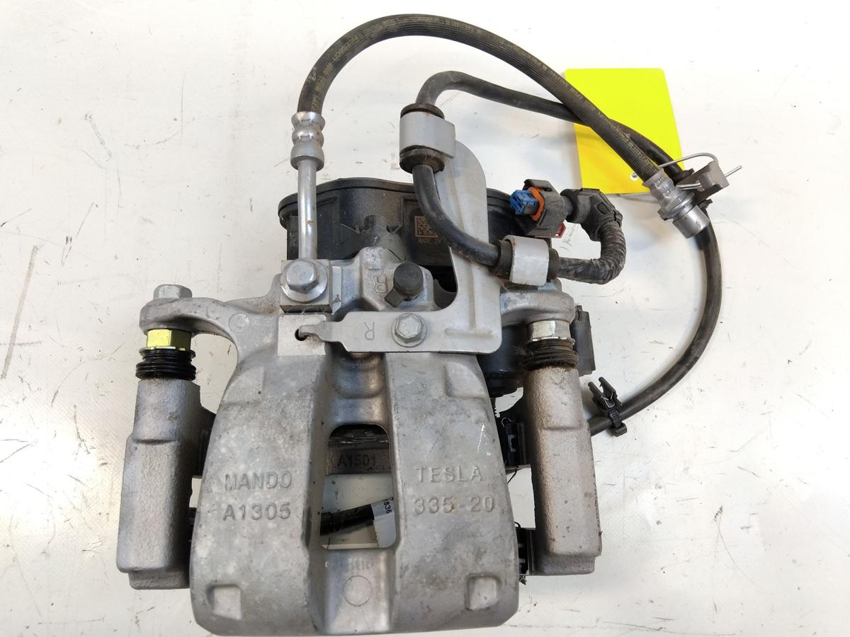 Tesla Model Y original Bremssattel Hinterachse rechts Mando 1044628-00-A Bj.2023