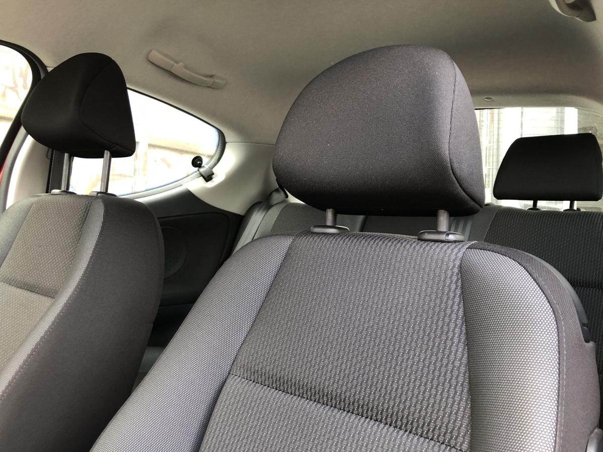 Peugeot 207 WA WC Sitz vorn links Fahrersitz ohne Heizung Autositz Stoff