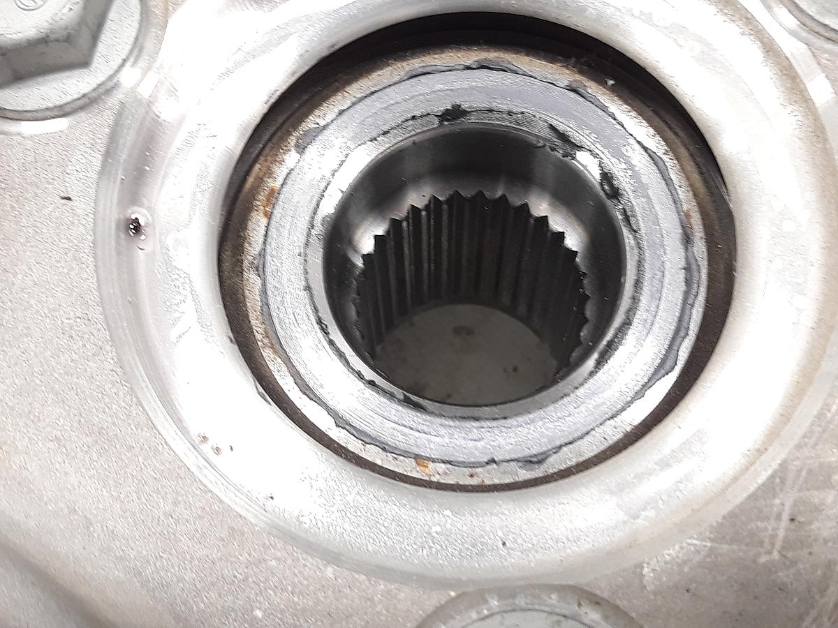 Tesla Model Y original Achsschenkel Radlagergehäuse vorn rechts 1188316-00-D