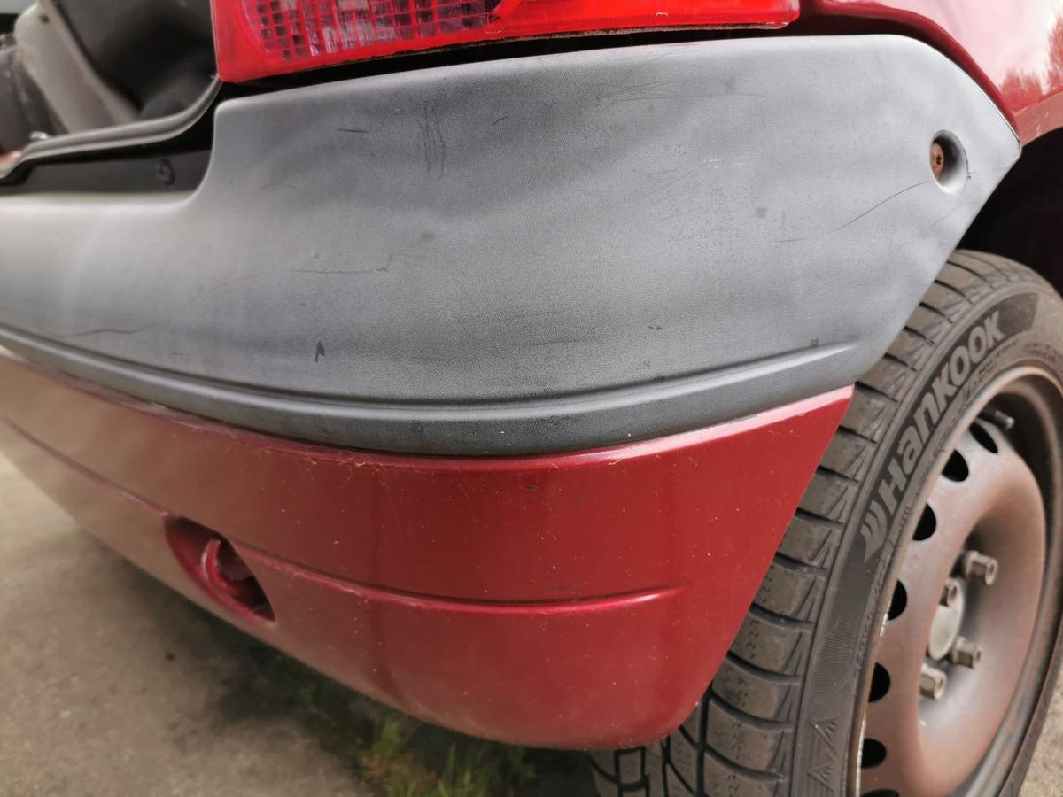 Renault Twingo C06 Stossfänger Stossstange Bumper hinten NV713 CHERRY RED