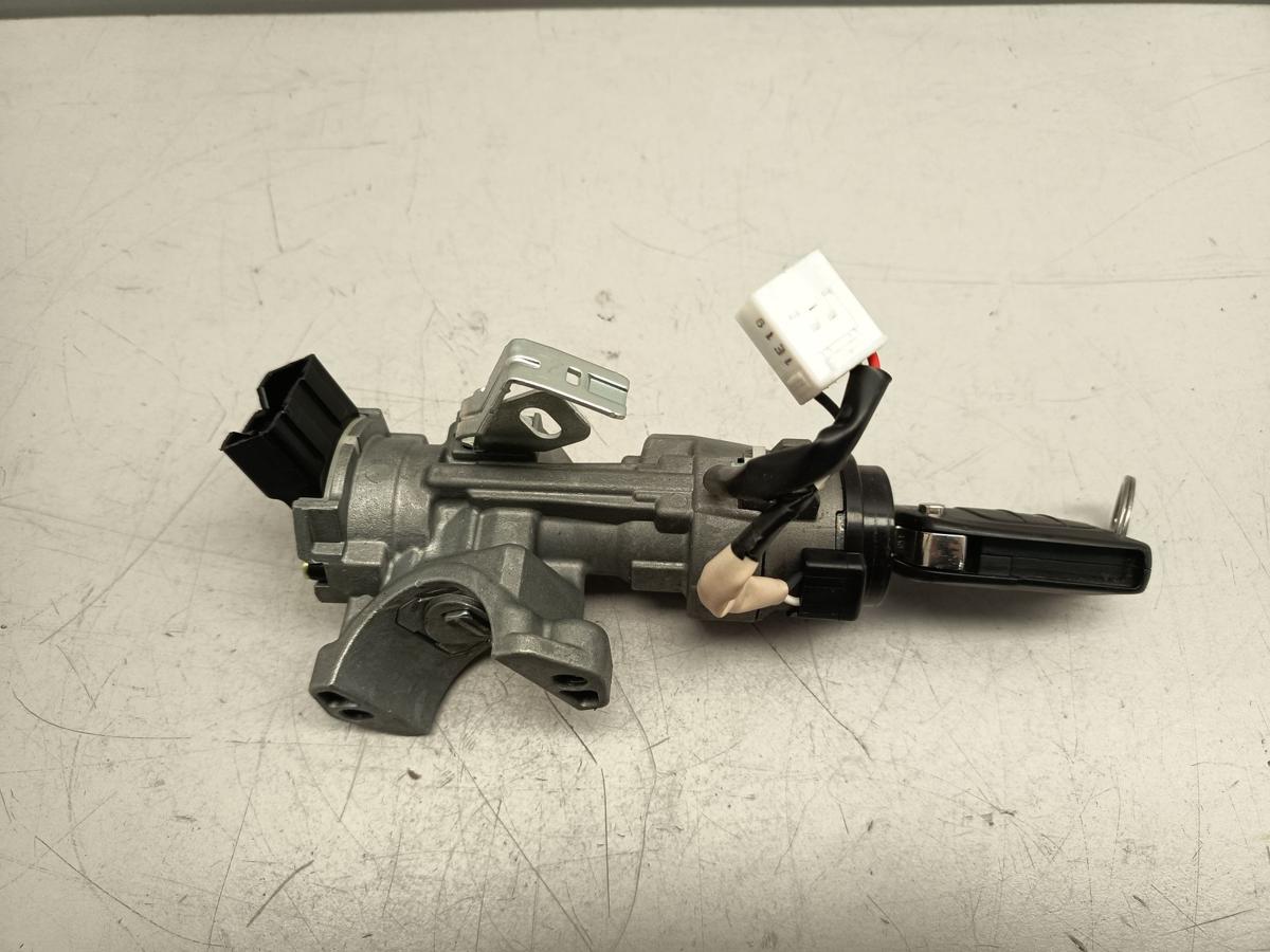 Hyundai I20 PB original Z&uuml;ndschloss mit Schl&uuml;ssel Baujahr 2012