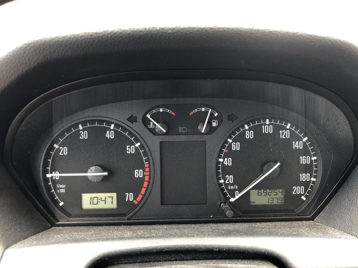 Skoda Fabia 6Y Schaltgetriebe Getriebe 5-Gang EYX 1.4 55kw AUA 69tkm
