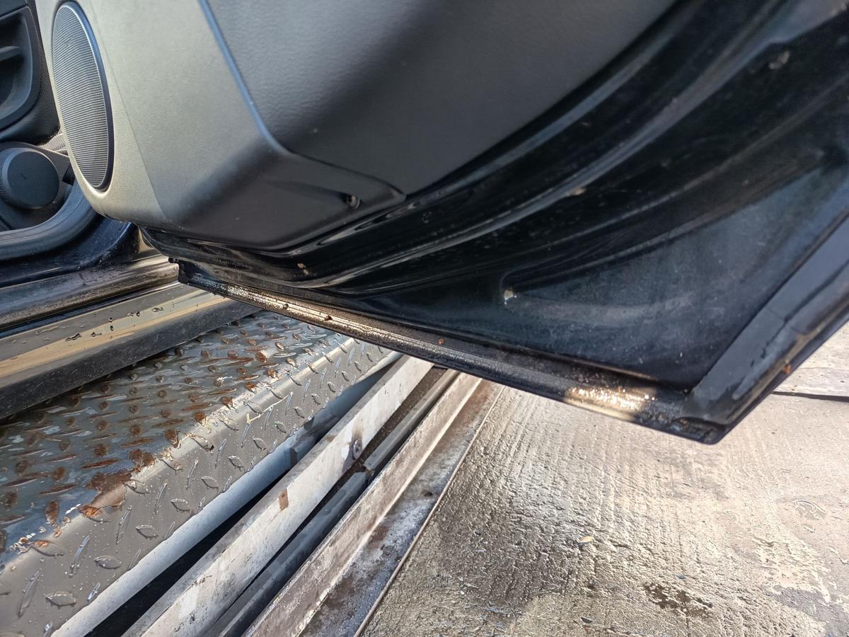 Opel Signum F48 original Tür hinten rechts Fond 2HU Saphirschwarz Bj 2008