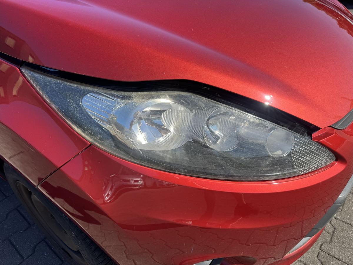 Ford Fiesta JA8 original Scheinwerfer rechts Halogen Bj.2010