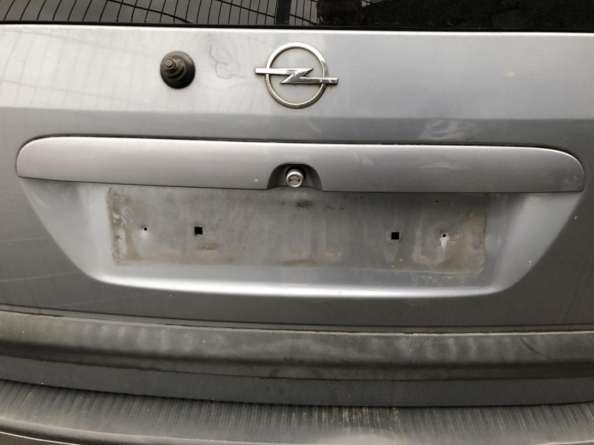 Opel Zafira A Heckklappe mit Scheibe Delle Kofferraumklappe Rohbau Lichtsilber