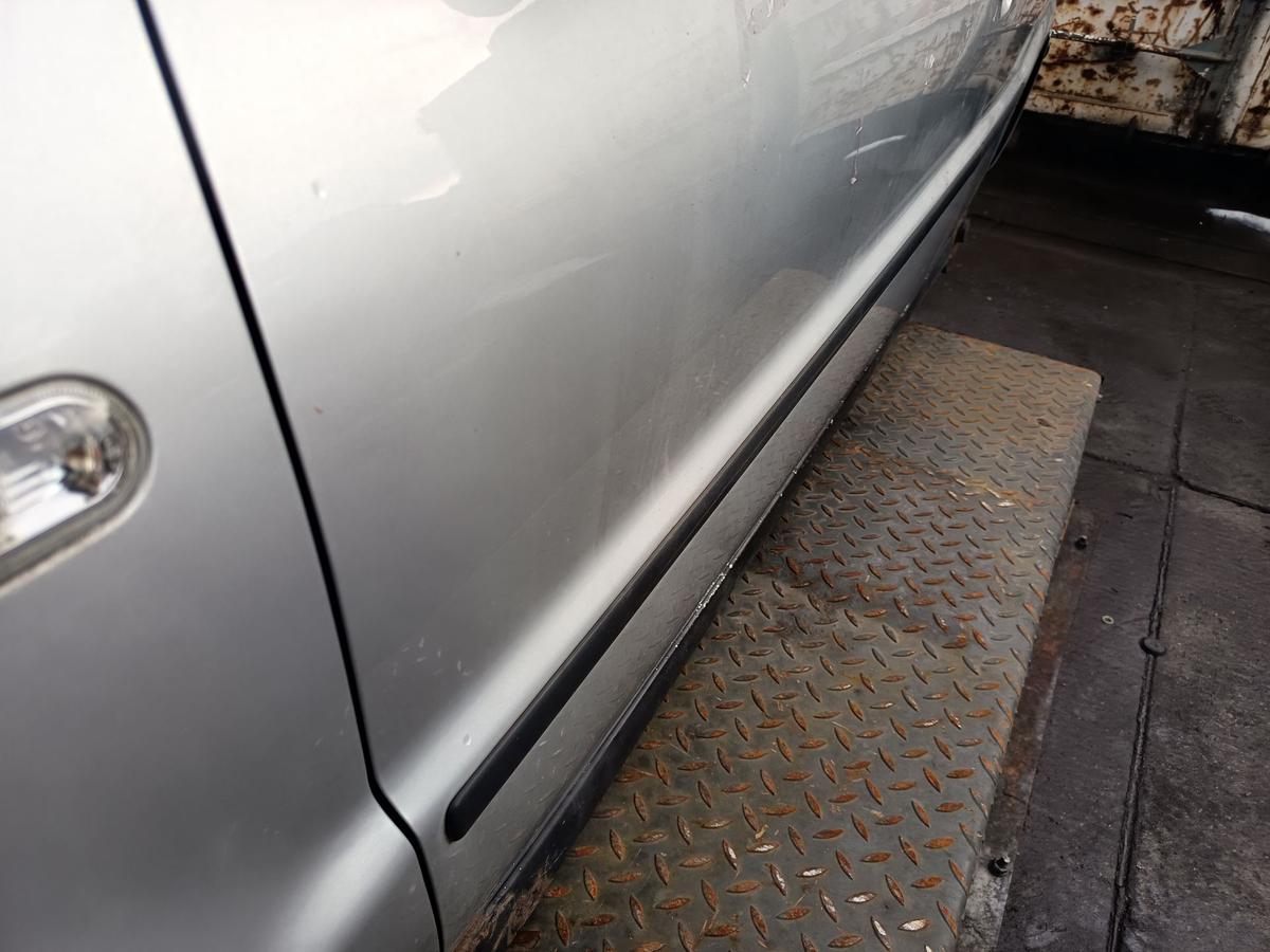 VW Polo III 6N2 original T&uuml;r links Fahrer A7W Reflexsilber Bj 2001