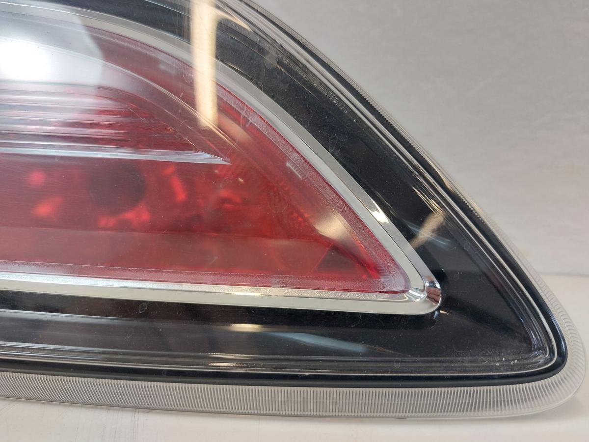 Mazda 3 BL R&uuml;ckleuchte innen links Heckklappenteil Facelift 5-t&uuml;rer Fliessheck