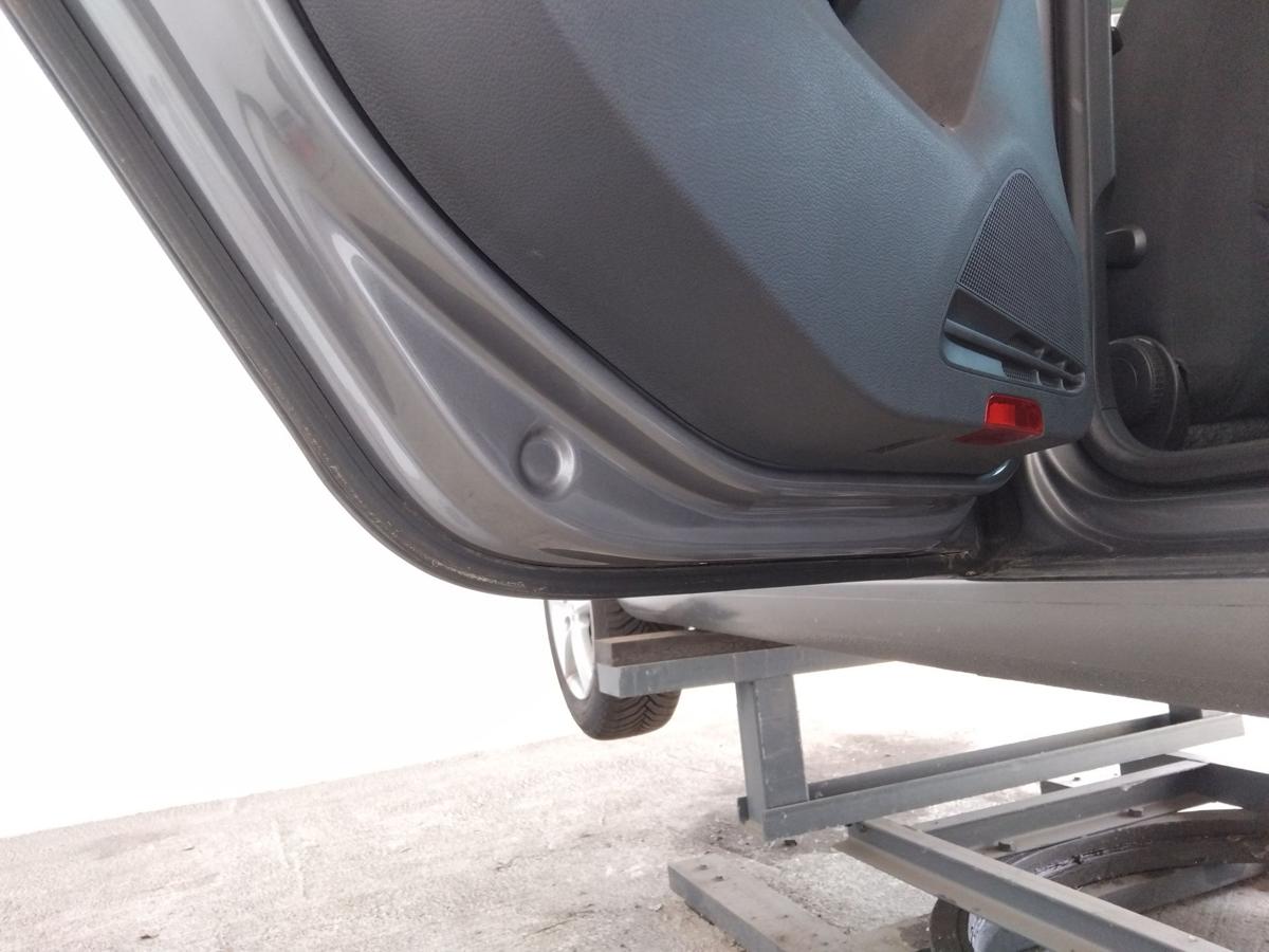 VW Golf 6 original Tür hinten links LA7T unitedgrey 5-türig Fließheck BJ2012