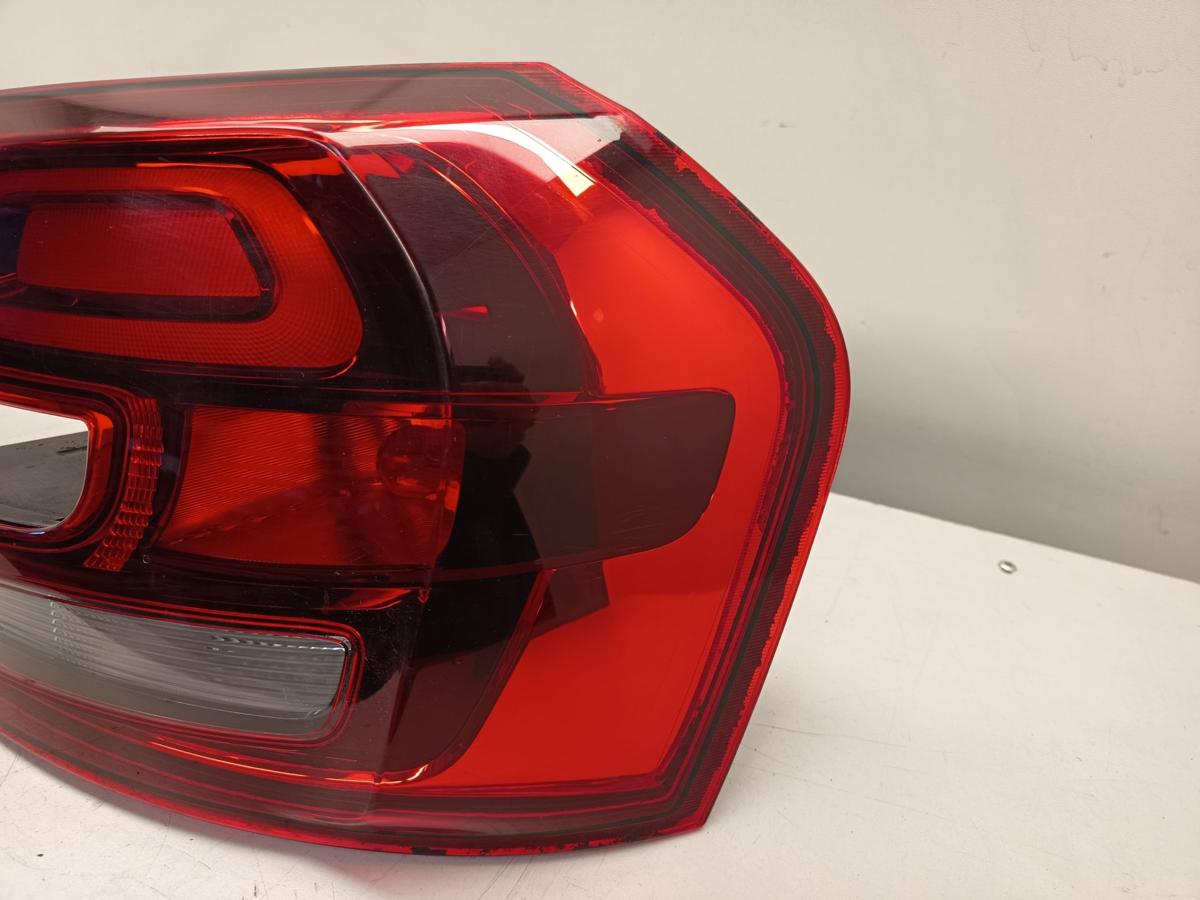 Citroen C4 II Picasso SpaceTourer Bj 2018 orig Rück-Schluss-Heckleuchte rechts