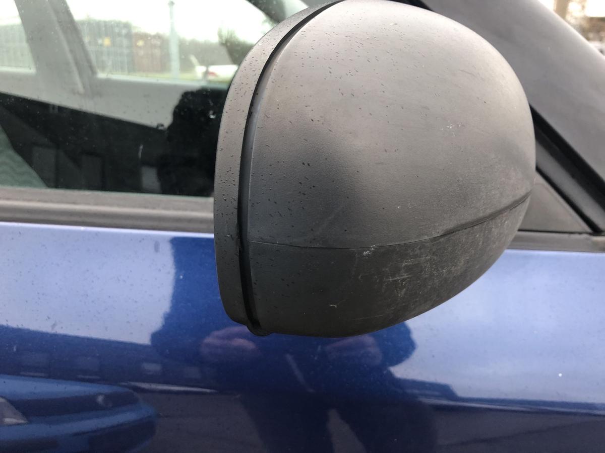 Skoda Fabia 2 Typ 5J Aussenspiegel rechts R&uuml;ckspiegel unlack manuell