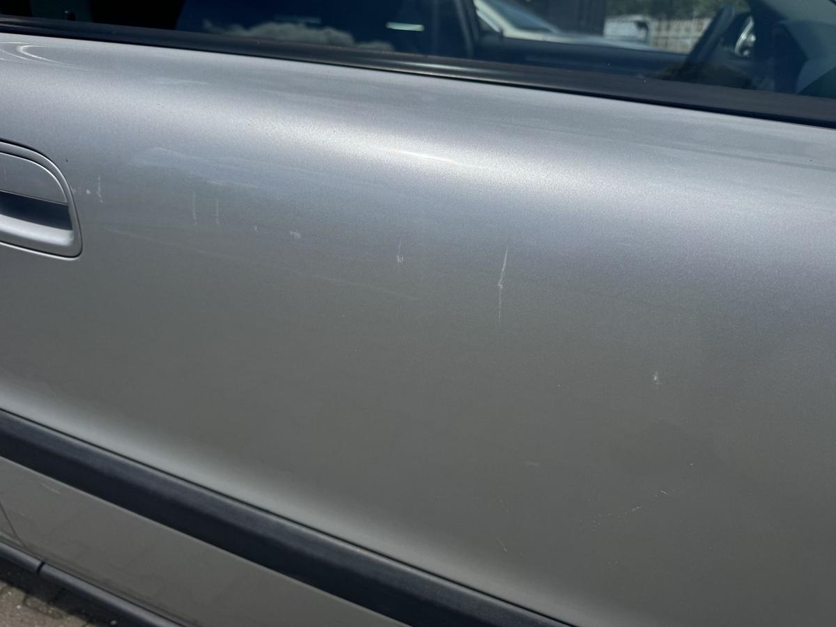 Volvo S60 original T&uuml;r vorn rechts 426 silbermetallic Rohbau Bj.2002