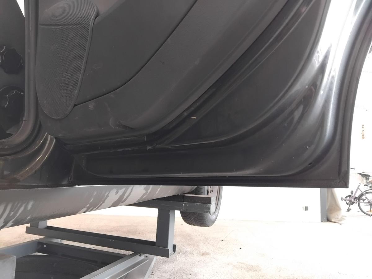 Seat Altea XL 5P Tür hinten rechts LW7Z graphit track Metallic BJ2008