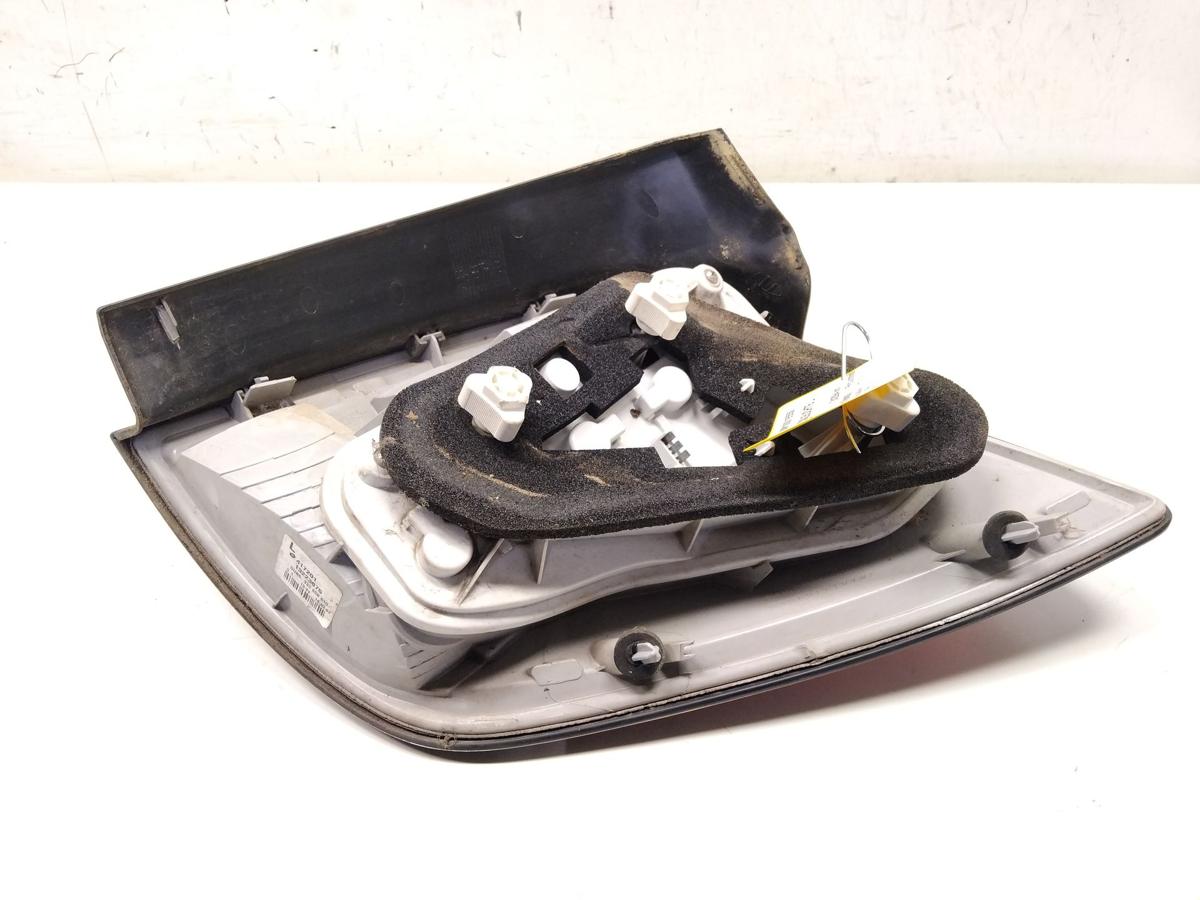 Opel Astra H Caravan Facelift Rückleuchte Heckleuchte links Bj.2008