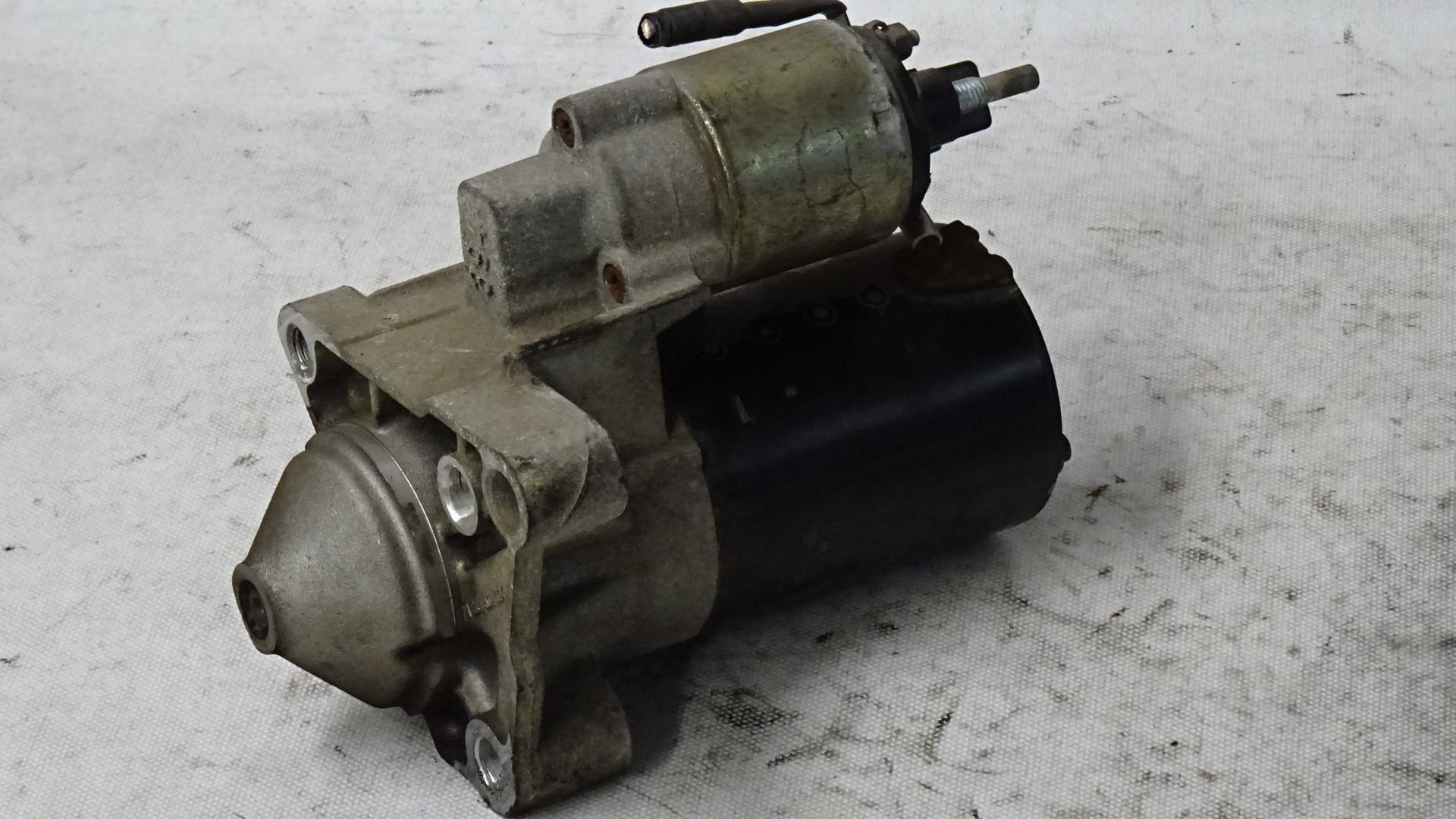 Renault Megane 2 Cabrio Alasser Starter BJ 2006 2.0 99kw F4R771 Renault 8200466754 Bosch 0001106023