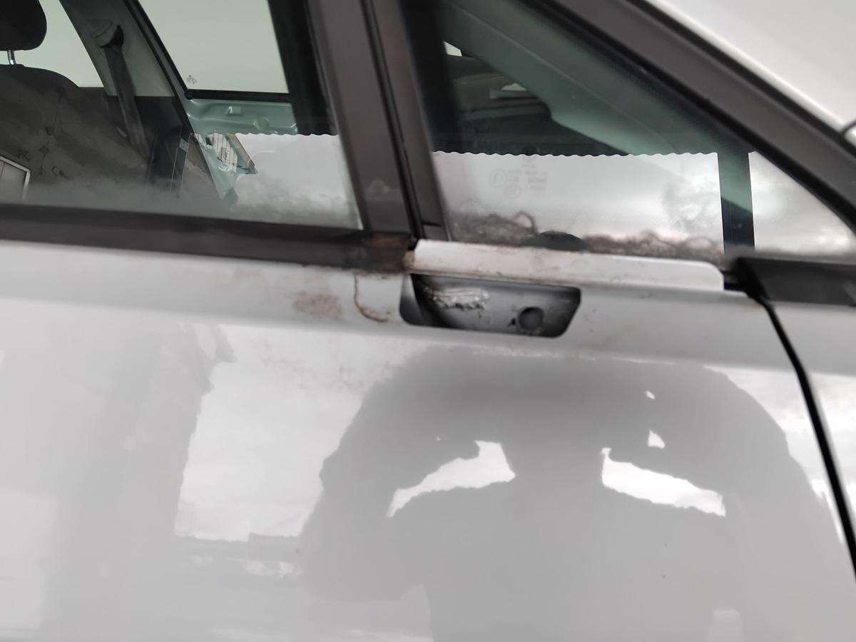 VW Golf 7 Tür vorn rechts Beifahrertür LB9Z White Silver Metallic 5-türig BJ2017
