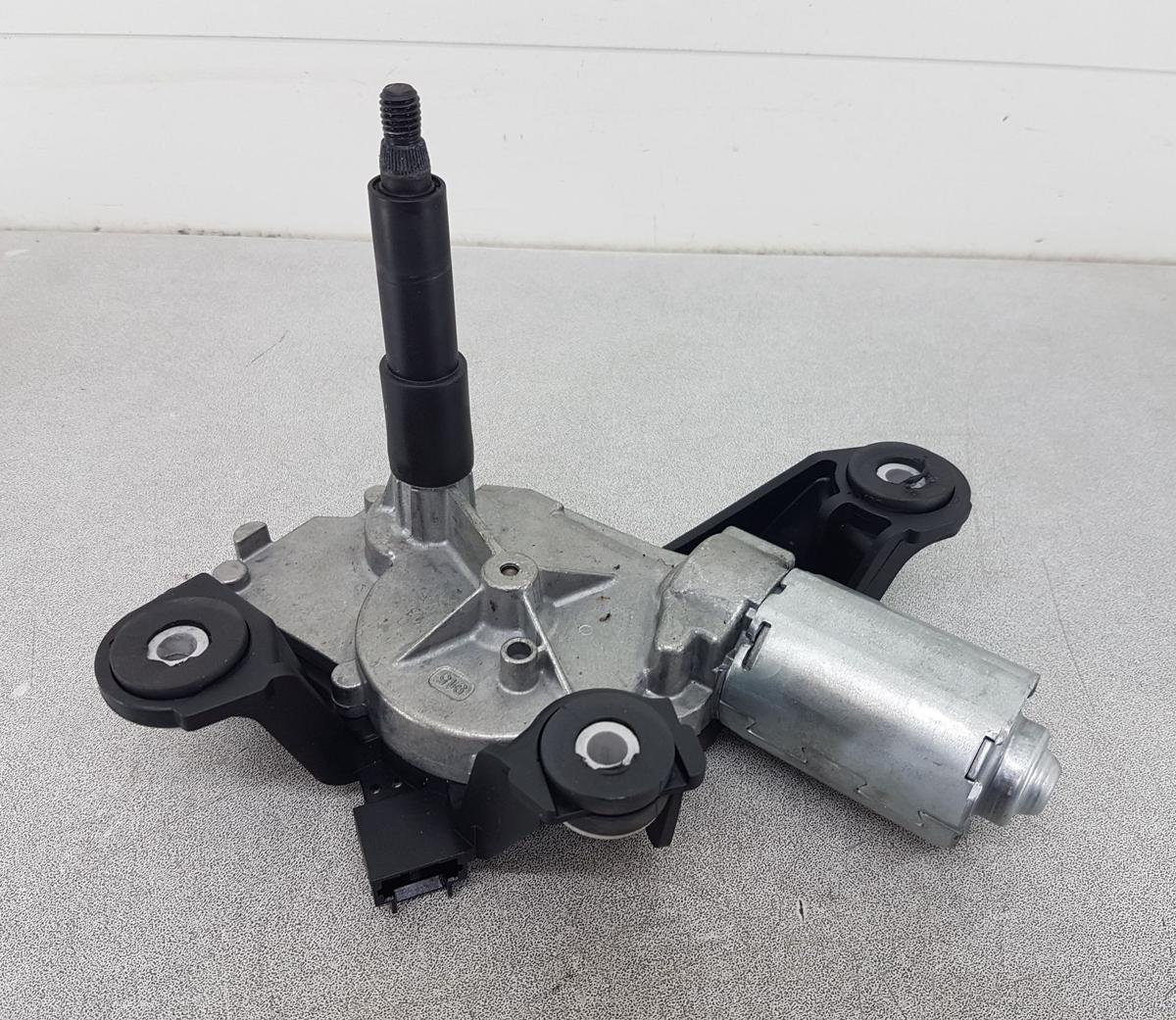 Renault Megane III Wischermotor hinten 28710007R 0390201847 Bj2011 5 Türig