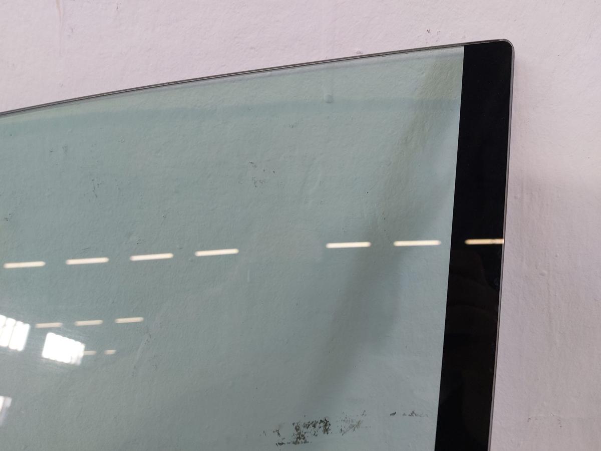 NIO EL6 Elektro SUV T&uuml;rscheibe vorn links Seitenscheibe Doppelverglasung