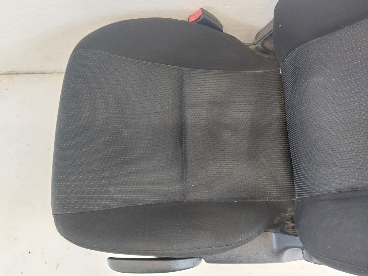 Mazda 3 Typ BL Sitz vorn links Fahrersitz Stoff mit Heizung Autositz