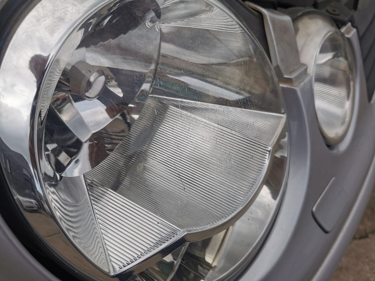 VW Polo 9N1 Scheinwerfer Hauptscheinwerfer Frontscheinwerfer vorn rechts Valeo