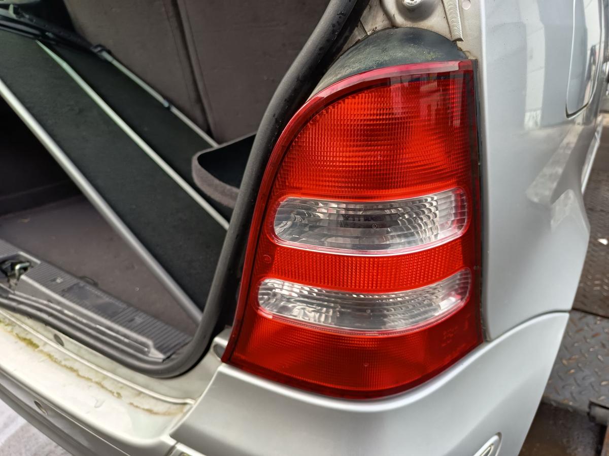 Mercedes W168 Mopf original R&uuml;ckleuchte rechts Heck Schluss Licht Bj 2001