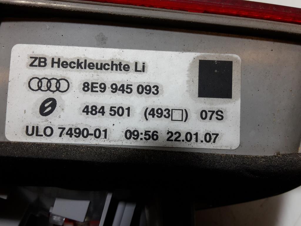 Audi A4 8E B7 Avant Rücklicht links innen Rückleuchte Heckleuchte 8E9945093 BJ 2007