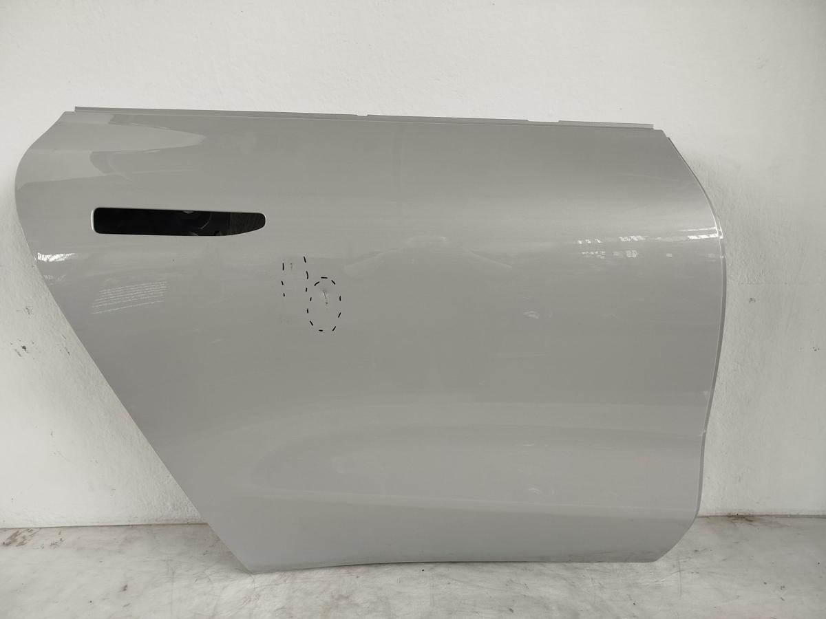 NIO ET7 Elektro Tür hinten rechts Fondtür Beschädigung Delle Sunrise Beige