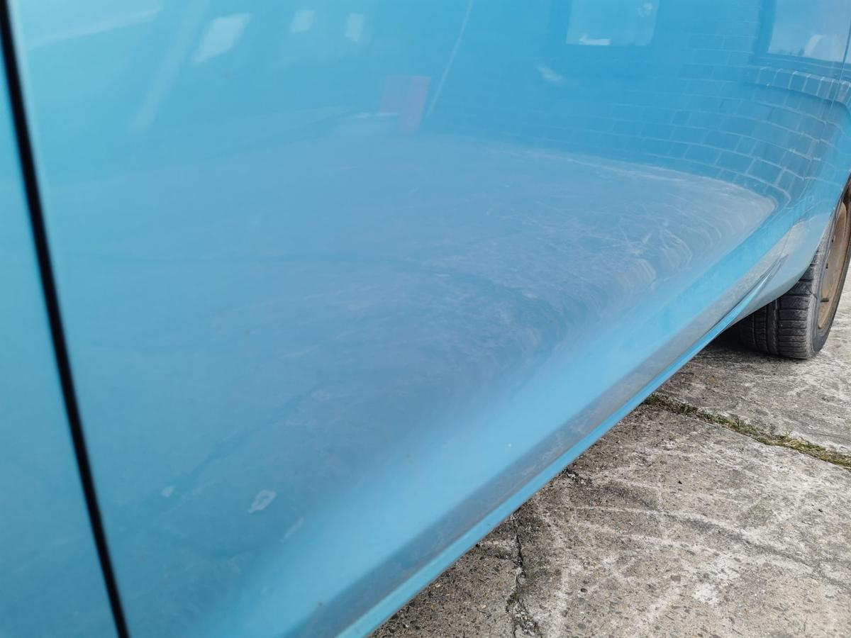 Ford KA RU8 Fahrertür Tür Autotür Rohbautür vorn links Scuba Blau KRATZER