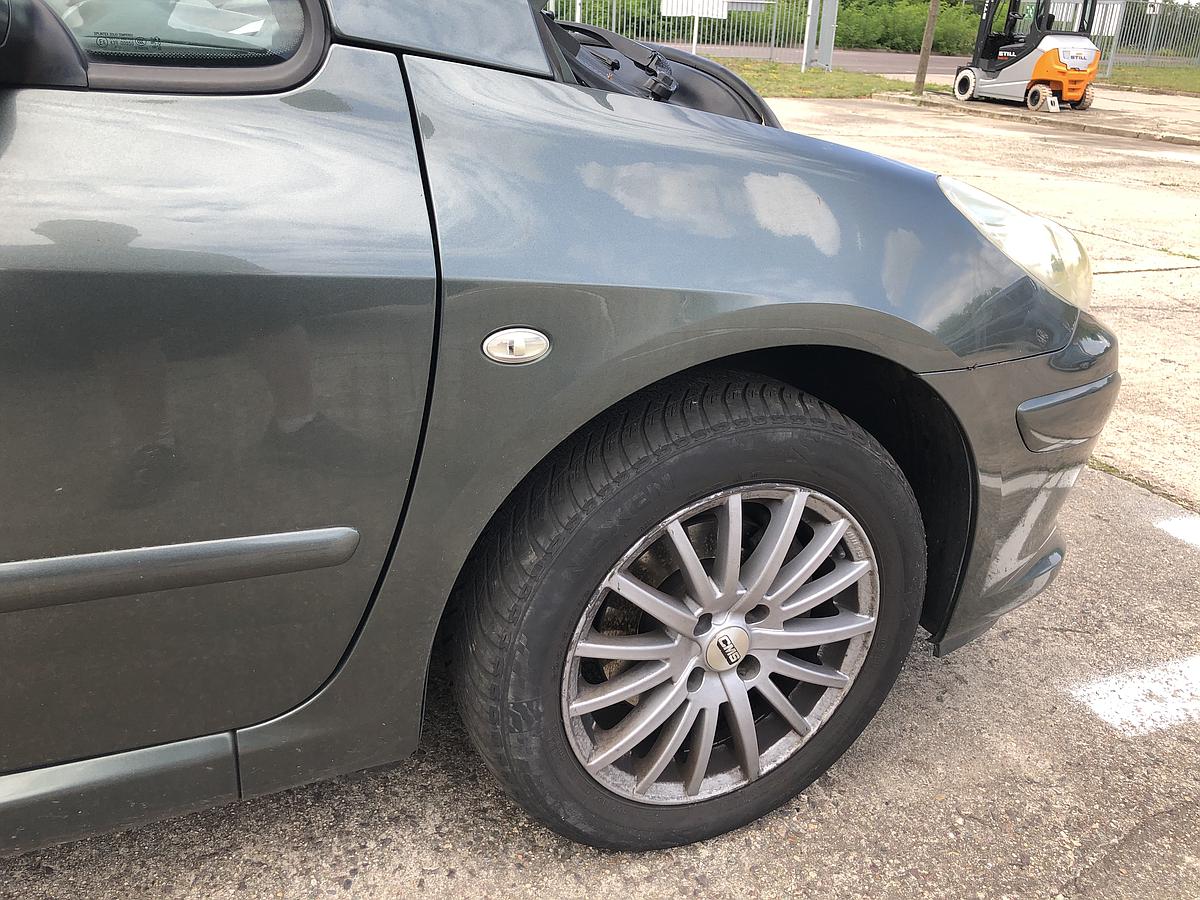 Peugeot 307CC Kotflügel vorn rechts Facelift EZQ Manitoba Grau