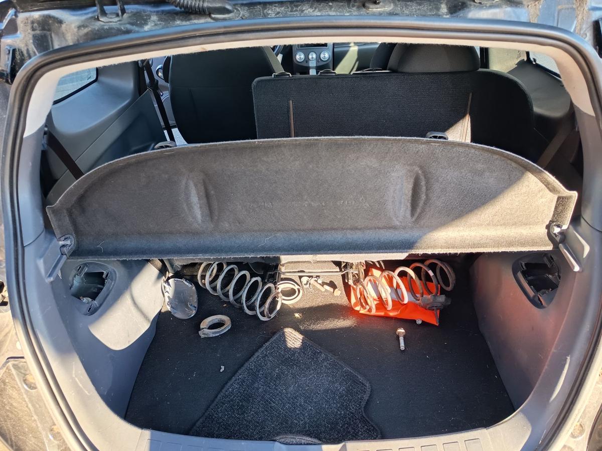 Mitsubishi Colt Z30 original Hutablage Abdeckung Koffer/Laderaum grau Bj 2007
