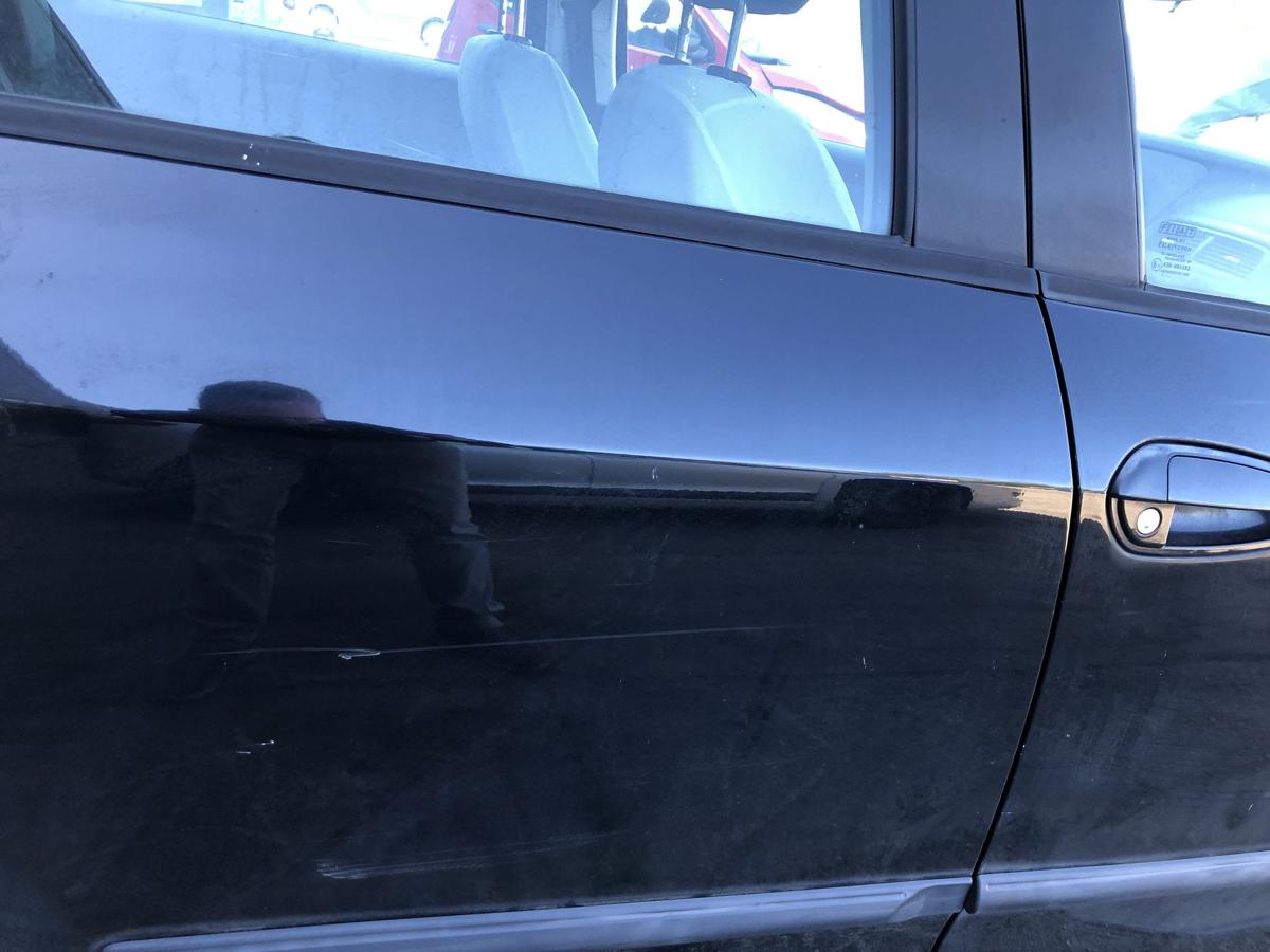 Fiat Grande Punto 199 T&uuml;r hinten rechts Fondt&uuml;r im Rohbau 891 Nero Provocatore