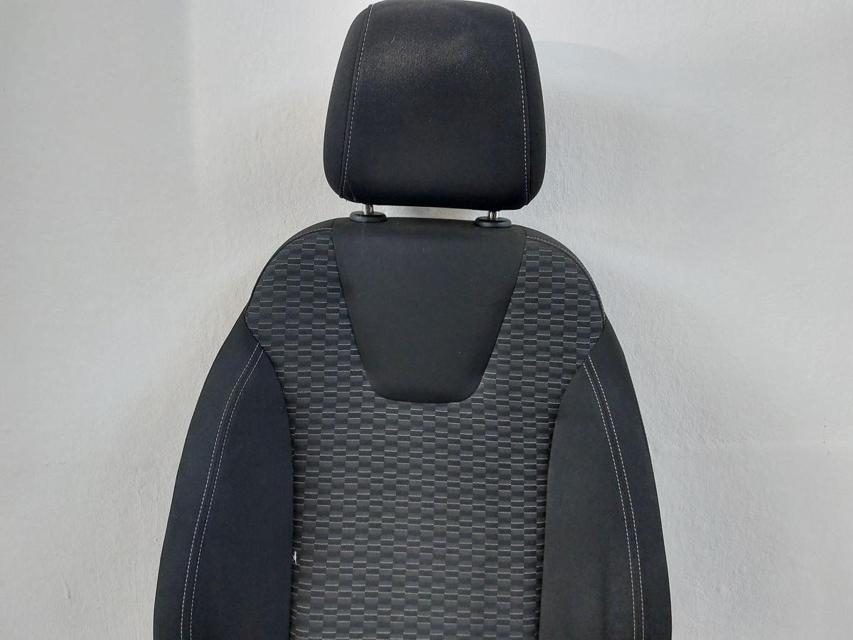 Opel Astra K B16 Kombi Sitz vorn links Fahrersitz AGR Sitz mit Heizung Autositz