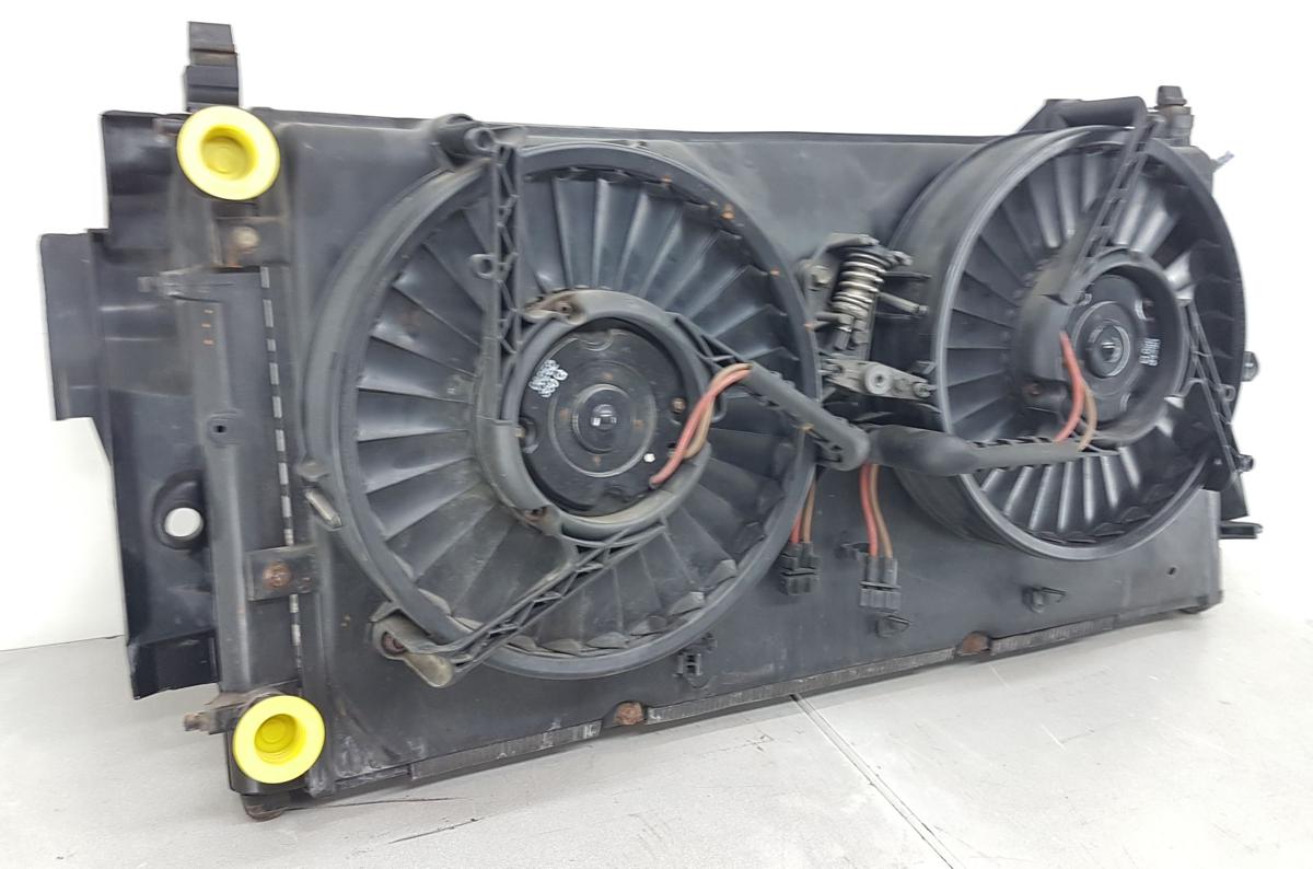 VW T4 K&uuml;hlerpaket mit Elektrol&uuml;fter 701121207B Bj1995 kurzer Vorbau